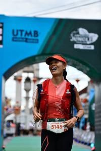 BIB: 5145
                            <button type="button" onclick="openModal(21897665)" class="btn btn-primary btn-sm float-right btn-popup" data-toggle="modal" data-target=".modal-high-quality">
                        <i class="fas fa-shopping-cart"></i> Add to Cart
                    </button>
                                            <button type="button" onclick="isThisMe(21897665, true)" class="btn btn-success btn-sm float-right btn-popup btn-isme hidden" data-toggle="tooltip" data-placement="bottom" title="นี่คือรูปของคุณใช่ไหม คลิกที่นี่เพื่อเอาเข้าอัลบั้ม">
                        <i class="fas fa-plus"></i> Add to album
                    </button>
                    <button type="button" onclick="isThisMe(21897665, false)" class="btn btn-warning btn-sm float-right btn-popup btn-isnotme hidden">
                        <i class="fas fa-ban"></i> Remove from album
                    </button>